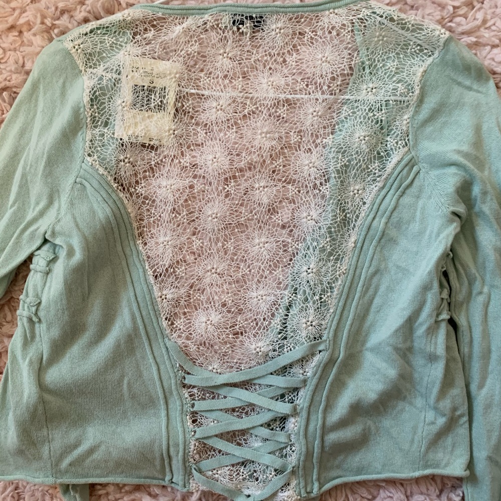 GUESS cardigan